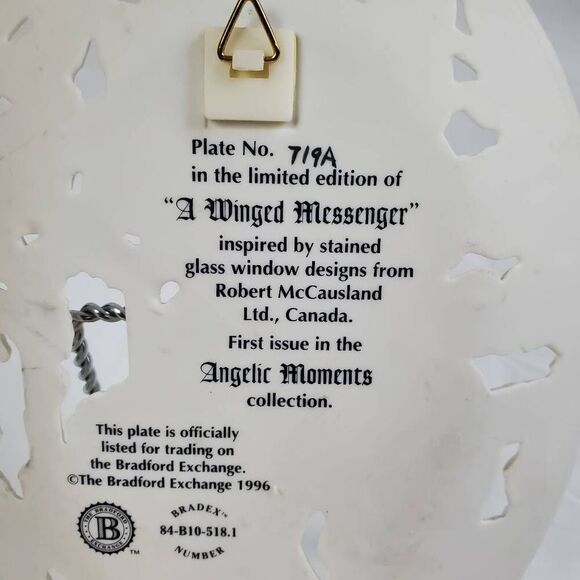 Bradford Exchange Angelic Moments "A Winged Messenger" Wall Plate 1996 - Picture 3 of 5
